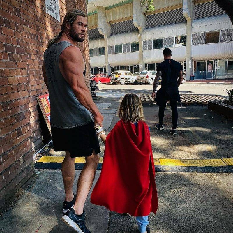早前chrishemsworth投訴兒子只喜愛超人，不喜歡雷神 Photo Source: Instagram @chrishemsworth