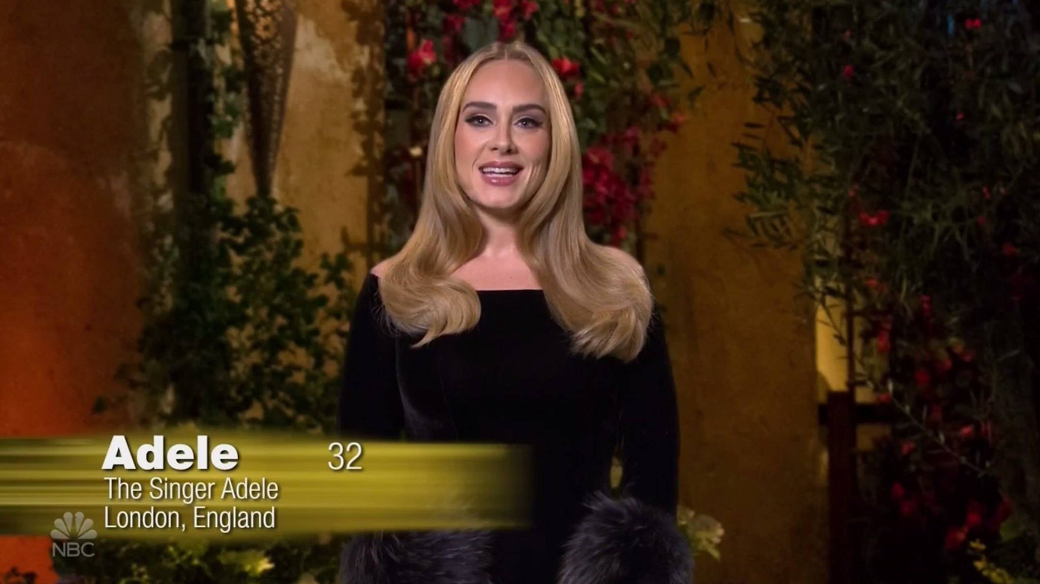 瘦身有成的 Adele 最近在《Saturday Night Live》（SNL）公開露面，擔任主持人。Credit：NBC