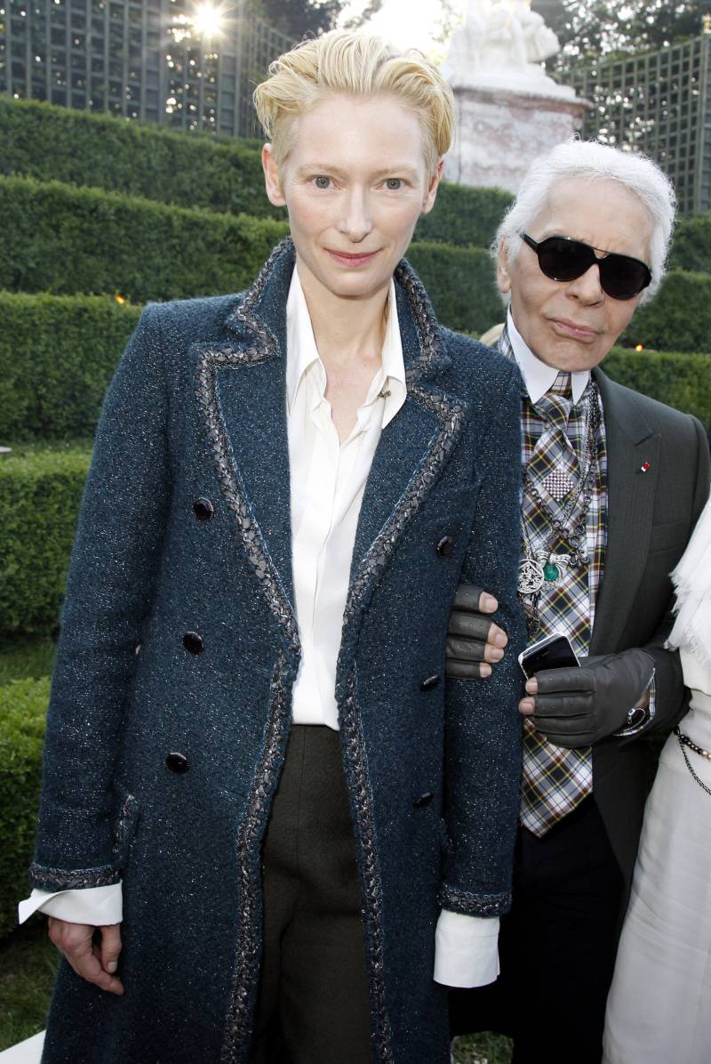 Tilda Swinton 與老佛爺 Karl Lagerfeld。
