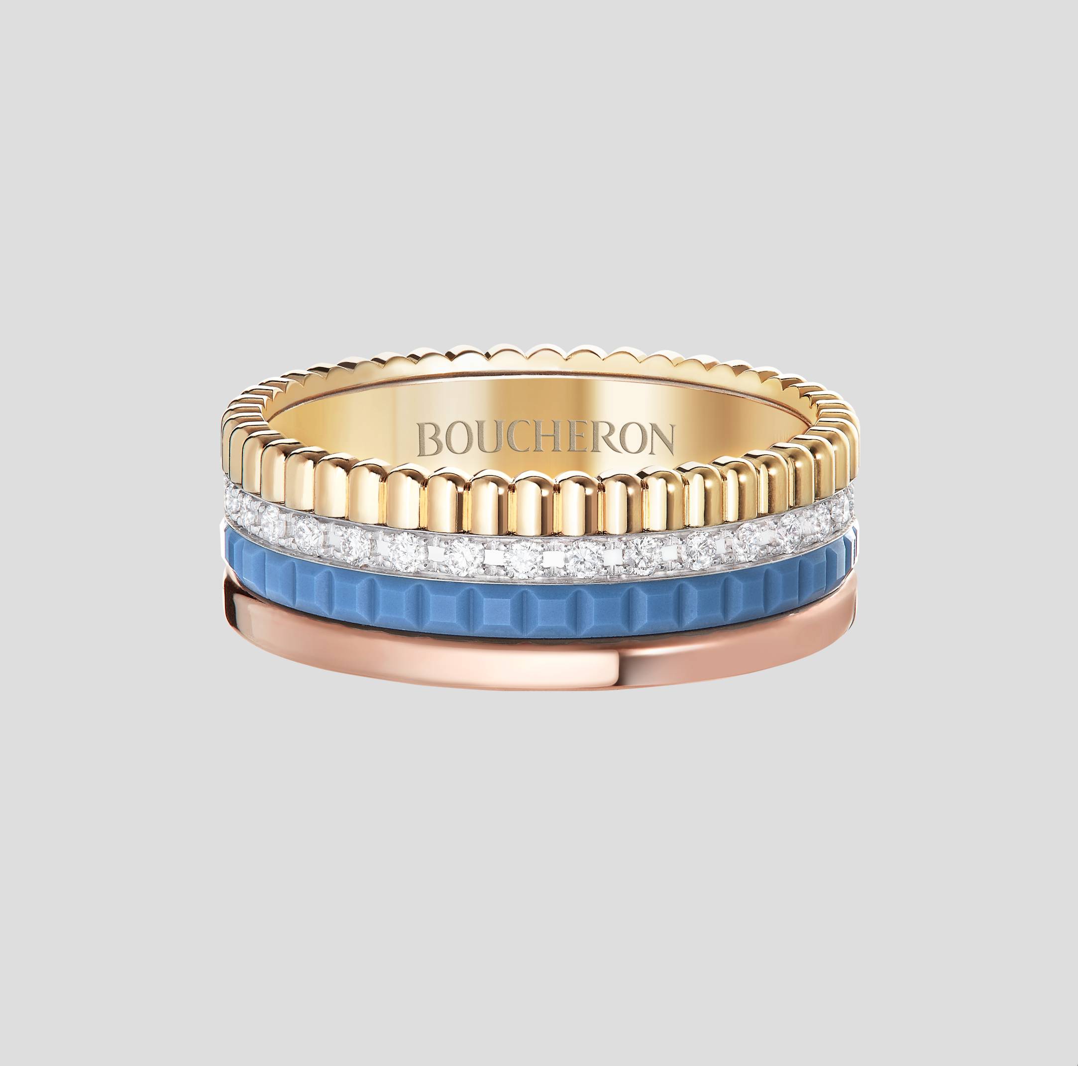 Quatre Blue系列黃金、白金和玫瑰金戒指，鑲嵌藍色陶瓷和鑽石 HKD 51,500
