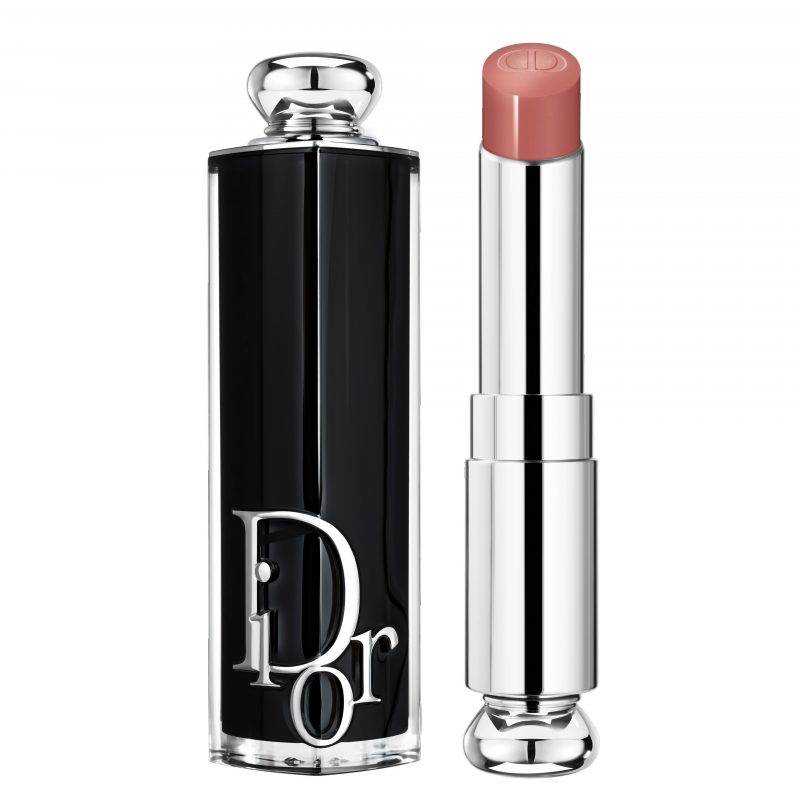 Dior鏡光誘惑唇膏蘊含90%天然成分，同時傾注了花卉護唇成分的炫目亮采唇膏，維持好氣色。（圖片來源：Dior官網圖片）