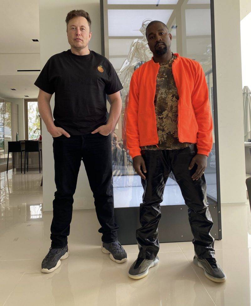與時裝Icon Kanye West（圖片來源：Twitter @Elon Musk）
