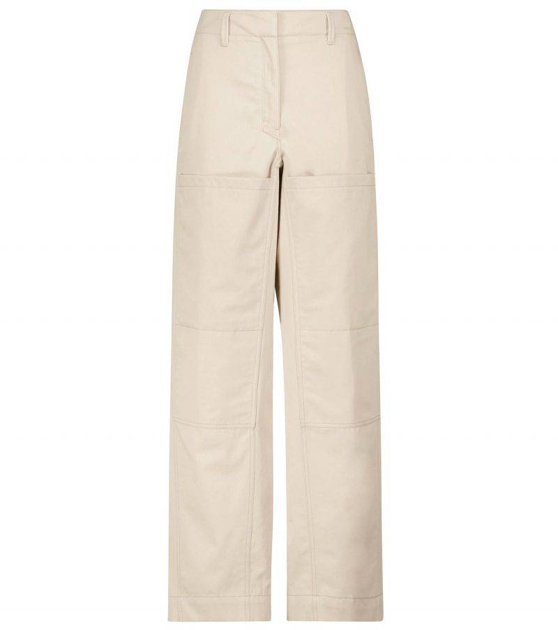 Lemaire mid-rise cotton gabardine pants $2,030 （圖片來源：mytheresa.com）