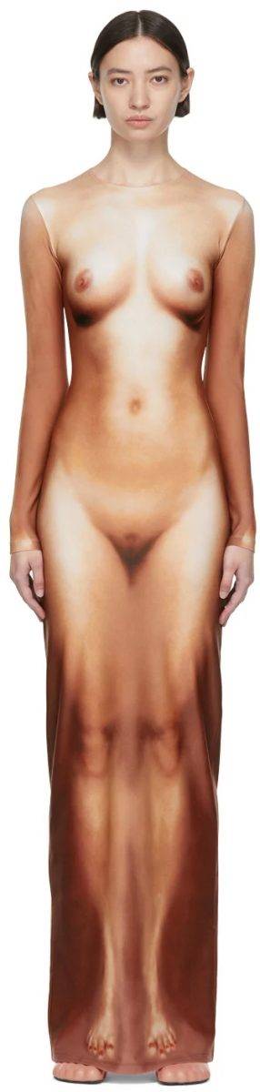 JEAN PAUL GAULTIER Beige Lotta Volkova Edition 'The Naked' Long Sleeve T-Shirt $5300 HKD（圖片來源：SSENSE）
