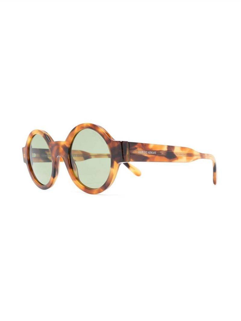 Giorgio Armani round tinted sunglasses HK$1,845（圖片來源：Farfetch）
