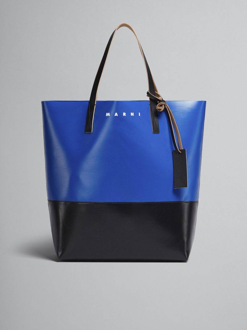 Marni- BLUE AND BLACK TRIBECA SHOPPING BAG HK$ 3,300（圖片來源：Marni）