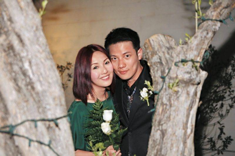 楊千嬅 2009年，楊千嬅與丁子高結婚，專注家庭，更少參與電影，其後開始北上發展。