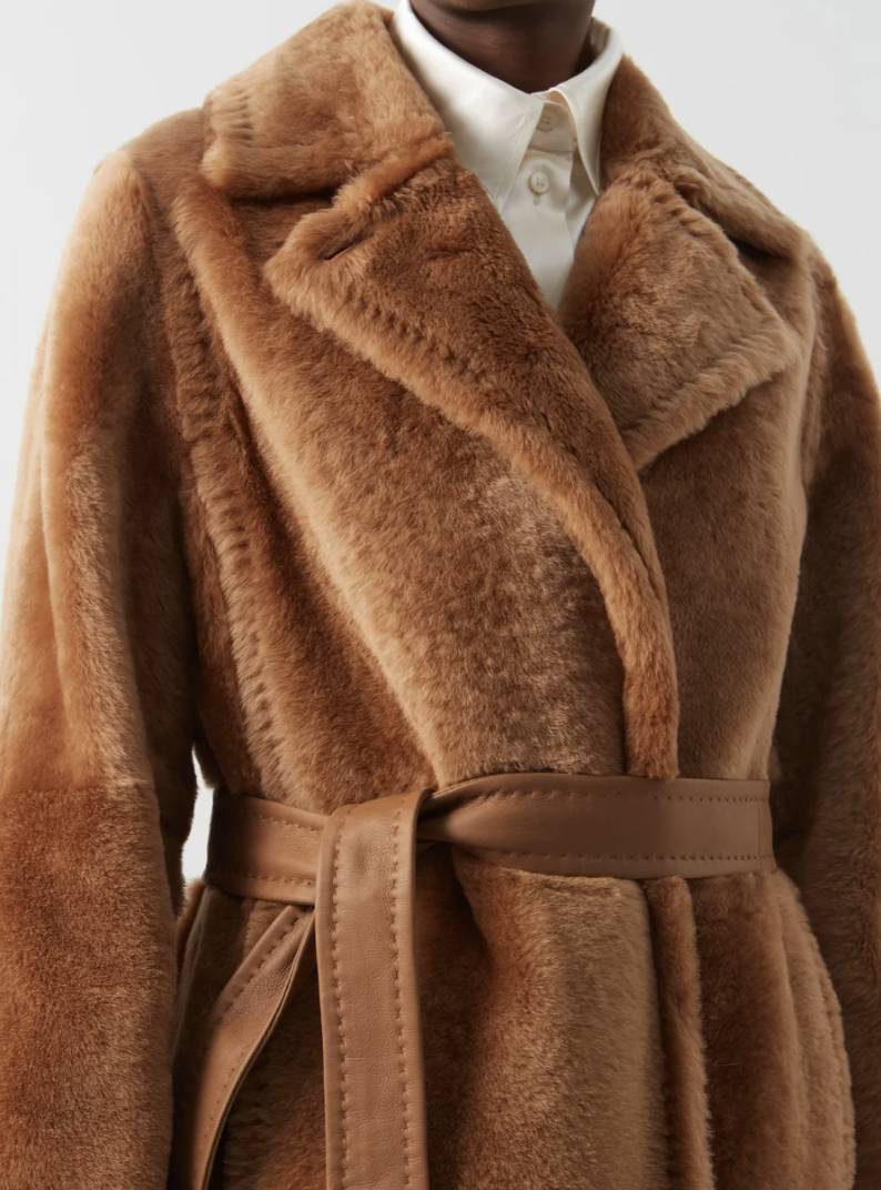 Pantheon coat HK$84,090 - Matchesfashion有售（圖片來源：MAX MARA ）