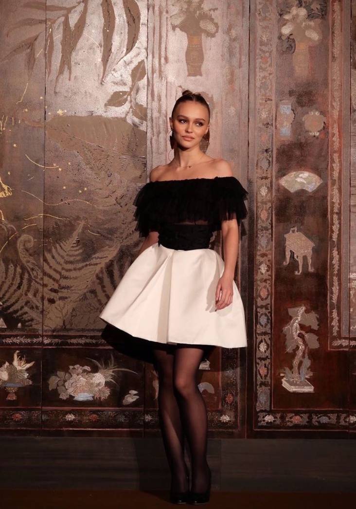 《The Idol》康城首映獲劣評，LilyRose Depp演技受質疑！原來Chanel名模Vittoria Ceretti曾炮轟這些「星