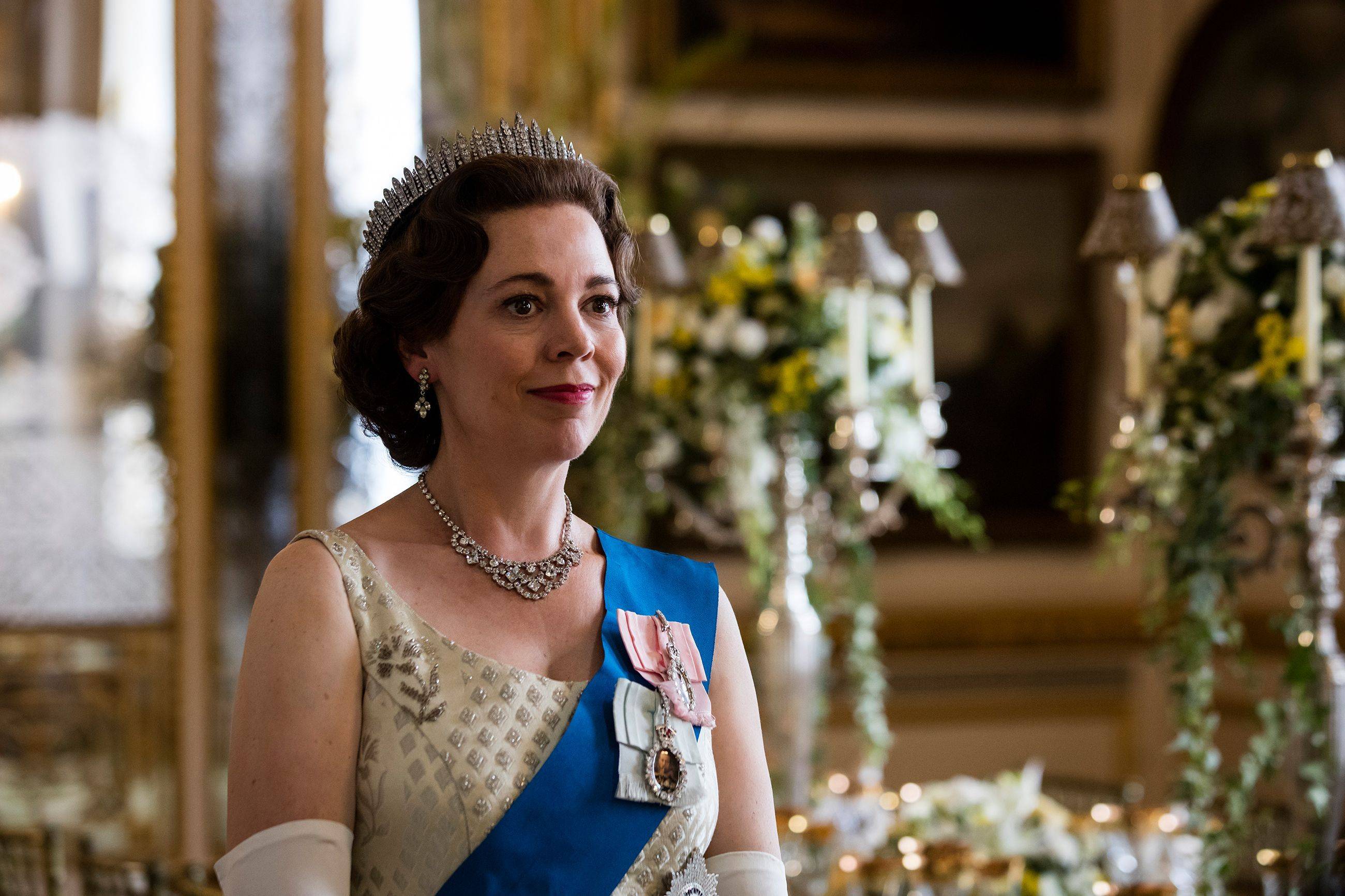 Olivia Colman 在電影《The Crown》中飾演英女王。（圖片來源：《The Crown》電影劇照）