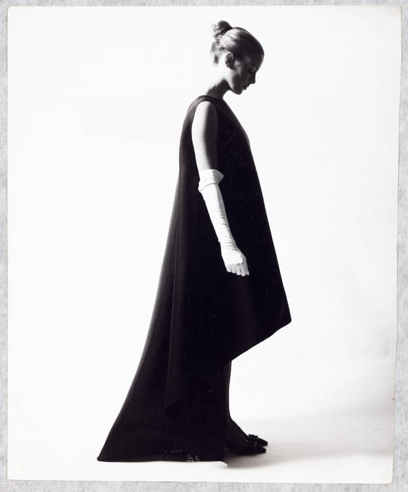 Cecil Beaton, Dress, Balenciaga, 1967, BnF, Paris, Cecil Beaton Archive（圖片來源：Condé Nast）