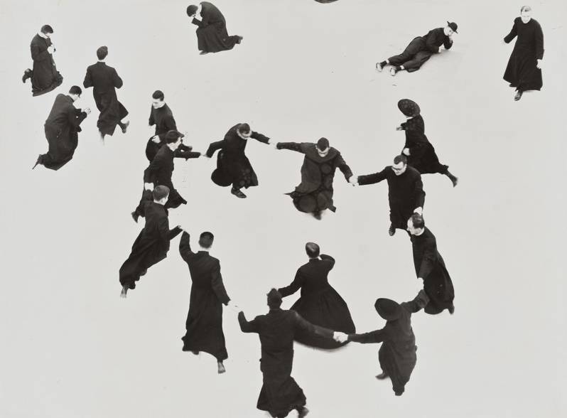 Mario Giacomelli, I Have No Hands to Caress My Face, 1961–1963, printed ca.1971 BnF, Paris（圖片來源：Mario Giacomelli Archives）